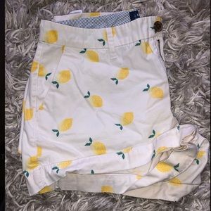 Old navy pineapple shorts